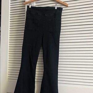 Frame Bardot jeans in black, EUC, size 2 (comparable to 8-10), wide legs
